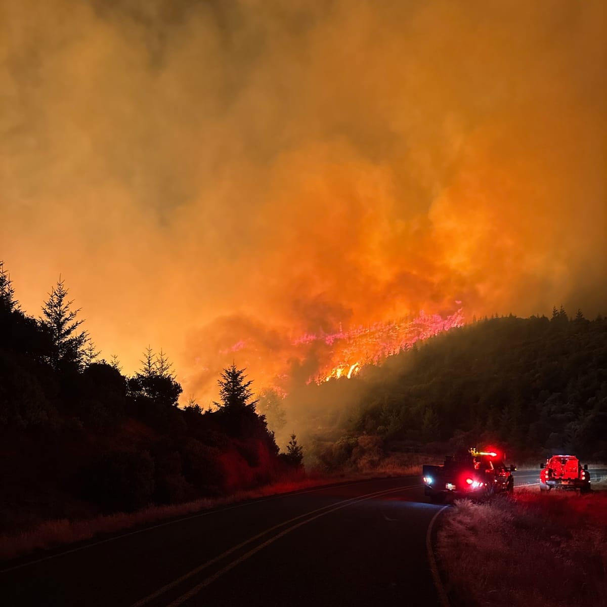 Dad’s Creek Fire Prompts Road Closure and Evacuation Notice Near Glendale
