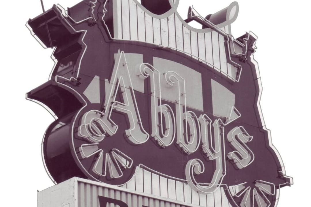 Original Abby’s Pizza Location On Stephens Street Begins Remodel