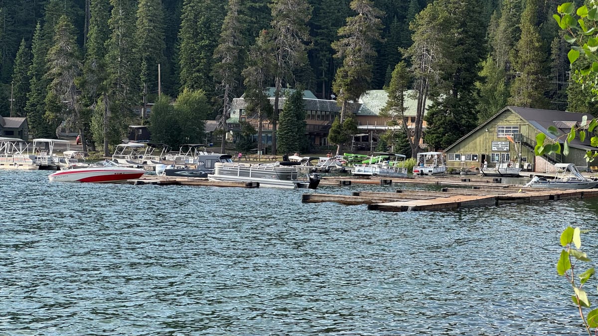 Illinois Man Dies in Boating Incident at Diamond Lake