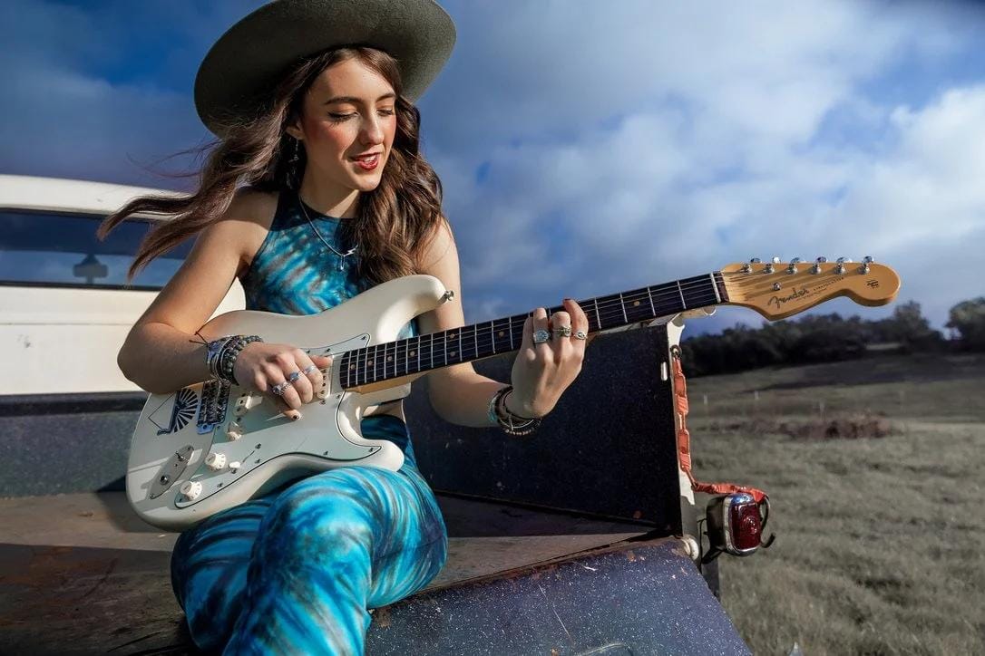 Bella Rayne Brings Americana, Southern Rock And Jam Music To Half Shell Tuesday