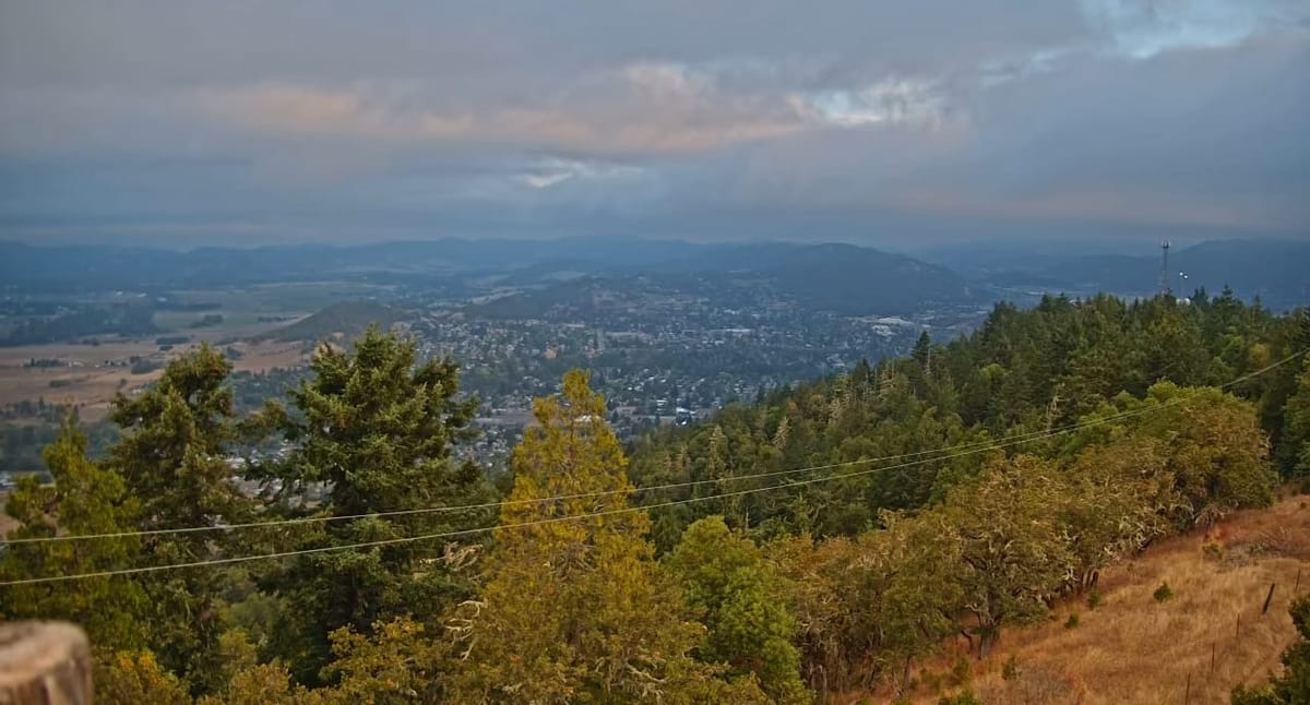 Thunderstorms Possible Across Southern Oregon As Roseburg Stays Mostly Sunny