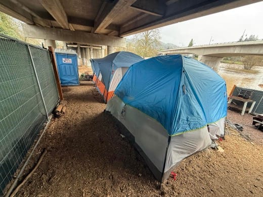 Elk Island Trading Group Leads Efforts to Relocate Homeless Camps Amid Rising Waters