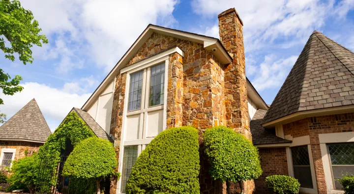 Oxford Houses: A Self-Supporting Path to Recovery in Douglas County