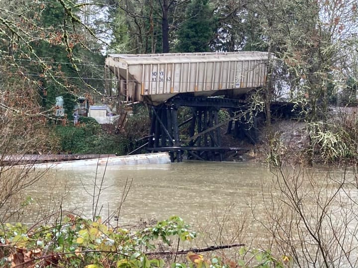 Train trestle collapses in Corvallis, sending urea-laden railcars into the Mary's River