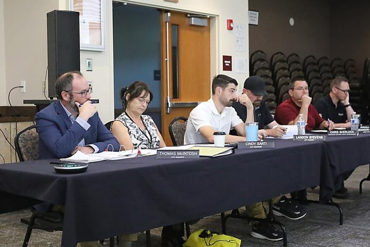 Winston Council Passes Marijuana Facility Ordinance, Tables RV Park Stay Limits