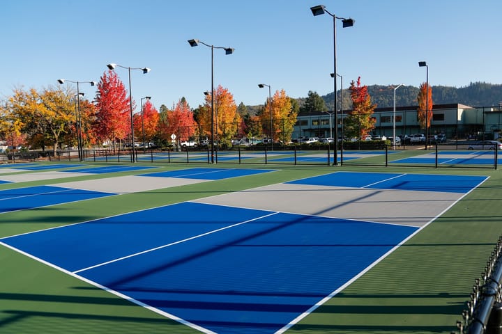 Umpqua Valley Tennis Center Nears Completion of Outdoor Court Renovation