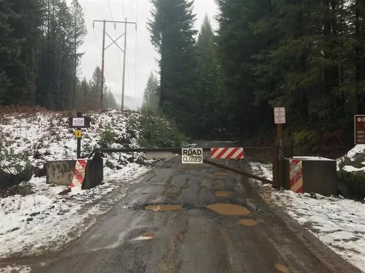 Road to Umpqua Hot Springs Closed Due to Winter Storm