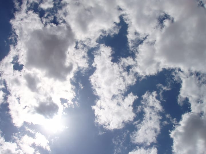 Warm And Sunny Monday Ahead For Roseburg, With Rain Chances Returning Later This Week