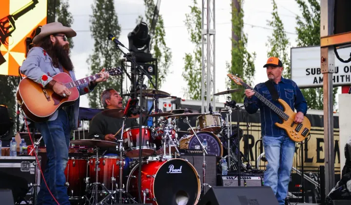Sleepless Truckers Bring Outlaw Country to Music Off Central Tonight