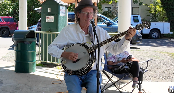 Vintage Street Fair Brings Small-Town Charm to Historic Oakland