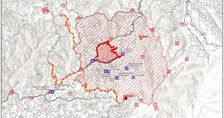 Castle Fire Reaches 2,429 Acres, Containment Increases to 15%