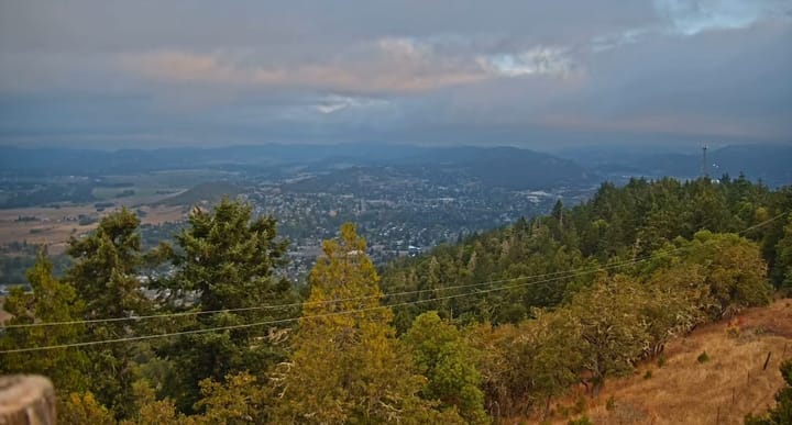 Thunderstorms Possible Across Southern Oregon As Roseburg Stays Mostly Sunny