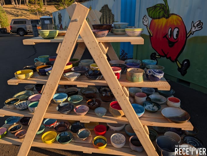 Community Turns Out for UCAN’s Ninth Annual Empty Bowls Dinner