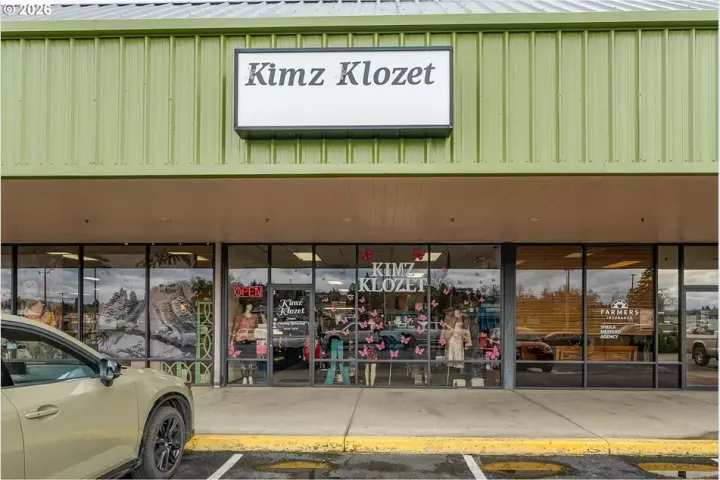 Kimz Klozet in Green Up for Sale, Could Close Next Summer as Owner Plans to Retire