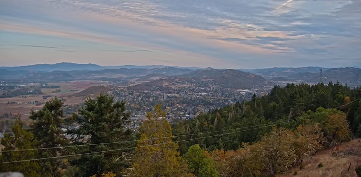 Roseburg Forecast Calls for Mild Weather Through Midweek, With Rain Possible This Weekend